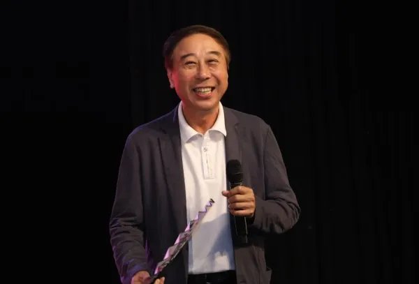 冯巩的四个徒弟都上过春晚,现在都发展的怎么样?