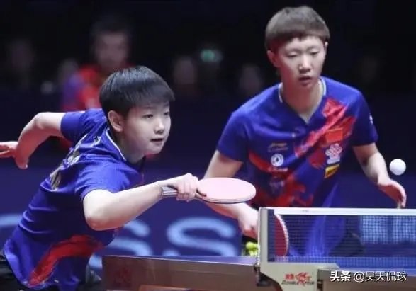 孙颖莎/王曼昱遭遇超级逆转,输日本组合无缘女双决赛,怎么看?