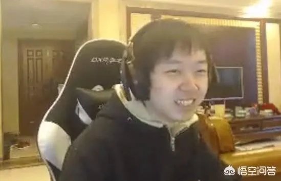 神超直播点评海克斯鳄鱼皮肤,观众表示“这个技能太帅了”,你觉得特效如何?