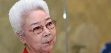 悲惨的田华：家中四人患癌，花光300万，如今怎样？