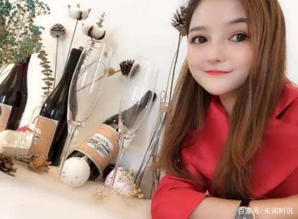 她是最美袖珍女孩,走红后年入百万,为何却苦于没男友?