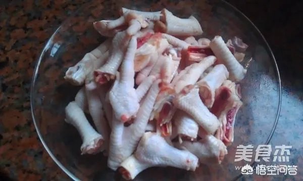 如何制作泡椒凤爪?