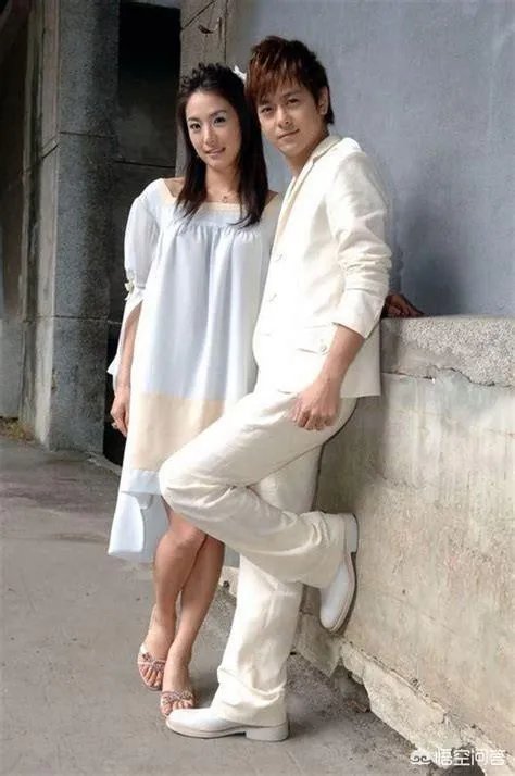对于贾静雯补办婚礼你怎么看?