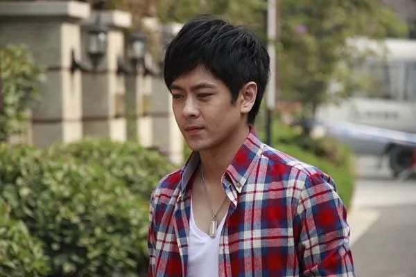 林志颖妻子陈若仪主动发文道歉,如何看待陈若仪道歉这件事?