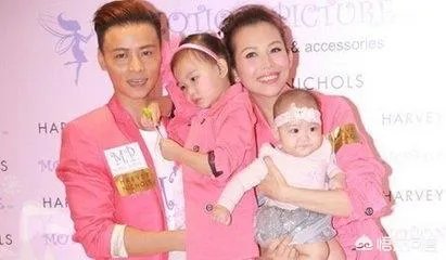 有哪些明星姐弟恋让人最羡慕?