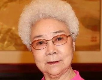 悲惨的田华：家中四人患癌，花光300万，如今怎样？