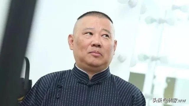 你是从什么时候开始喜欢德云社郭德纲的?因为什么喜欢或者说迷恋上他们的?