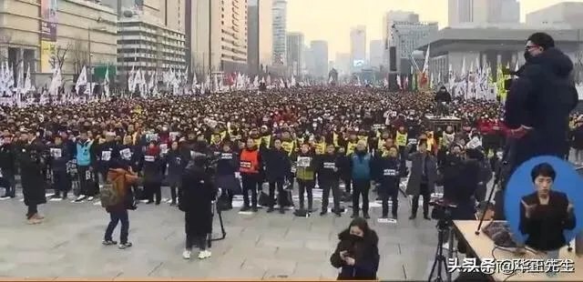 韩国总统文在寅赴大邱,他不怕被感染新冠肺炎吗?