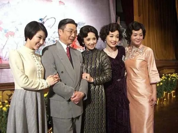 名媛望族的结局大结局剧情?