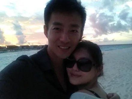 大s怀女儿婆婆拒带 回顾大S艰难坎坷求子路