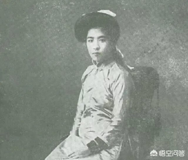 现代的那些才女中，你最欣赏谁？