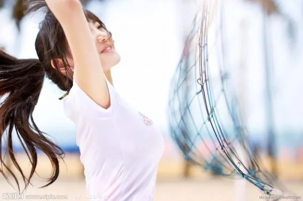 表演系女生和模特都是怎么保持身材的?