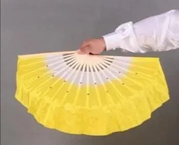 东北秧歌扇子花怎么摆的？