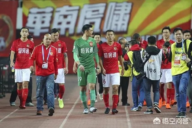 恒大5比0击败亚泰,连续两场大比分胜利宣告“王者归来”,你是怎么看的?