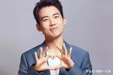 郭麒麟的师傅是谁？