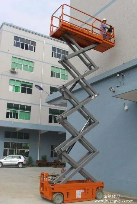 液压升降机的工作原理，是剪叉式液压升降机