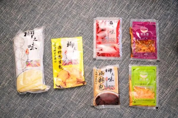 你第一次吃螺蛳粉有什么经历?