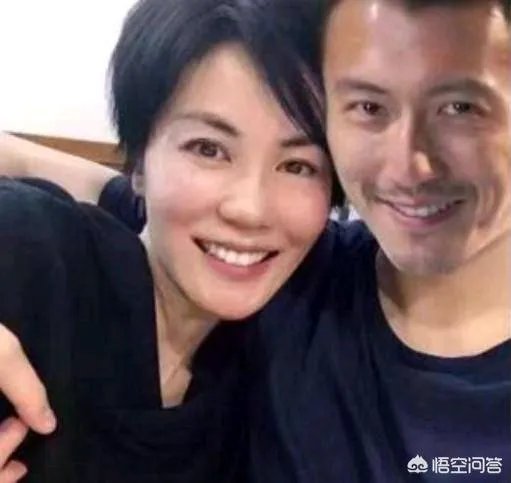 有哪些明星姐弟恋让人最羡慕?