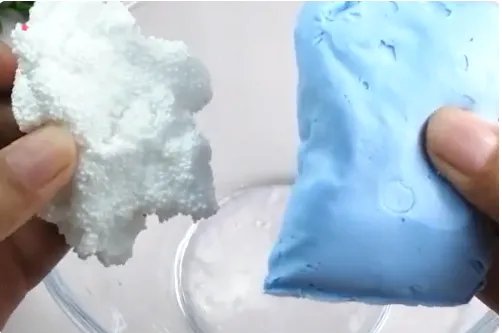 不用胶水和硼砂水和粘土和剃须泡怎么做起泡胶?