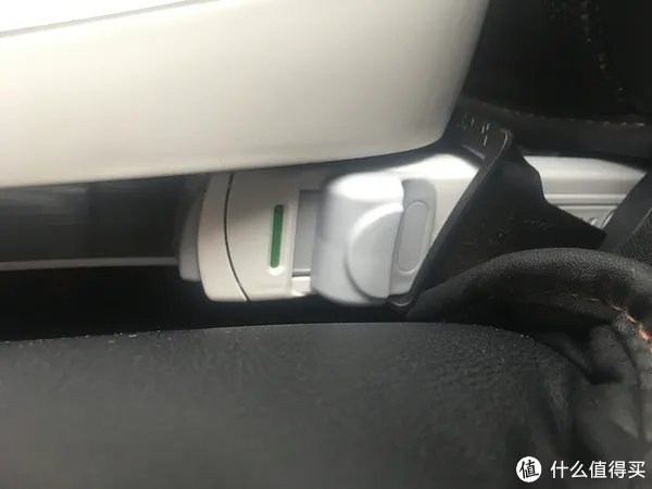 宝贝的第一台坐骑—宝贝第一 灵犀 儿童安全座椅