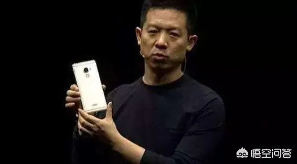 乐视网预计上半年亏损超11亿元,你认为它会存在被暂停上市风险吗?为什么?