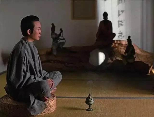 李玉刚中国风豪宅曝光,奇珍异宝多如博物馆,如此奢华却不显土豪