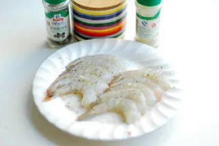 酥脆中体会虾的美味:蝴蝶虾