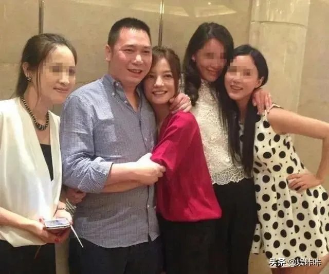 赵薇真的离婚了吗?