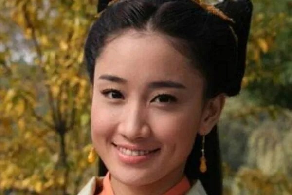 包青天里的慕容婉儿是谁