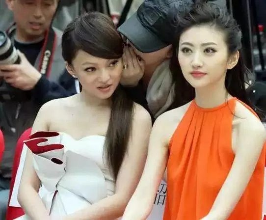 娱乐圈有哪些名副其实的「合影杀手」?